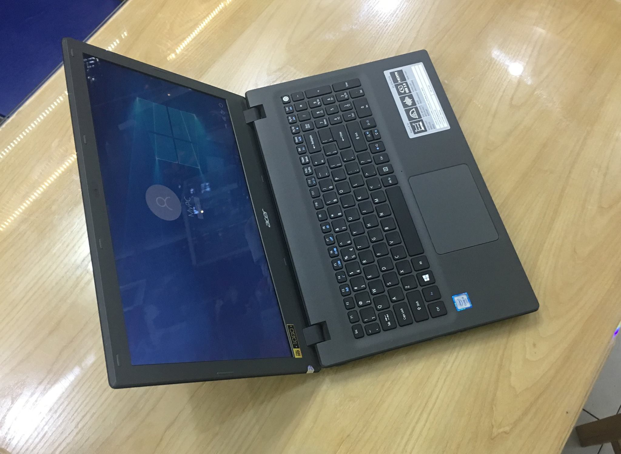 Laptop Acer Aspire E5-574-571Q-6.jpg
